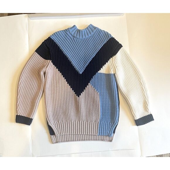 H&M Sweaters - H&M Women's Thick Heavy Cable Knit Sweater